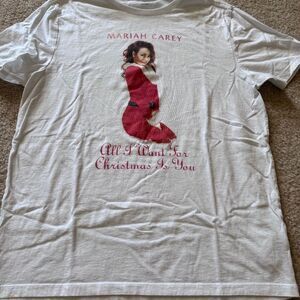 Old Navy “All I Want for Christmas Is You” Mariah Carey Tee — White • Medium • M